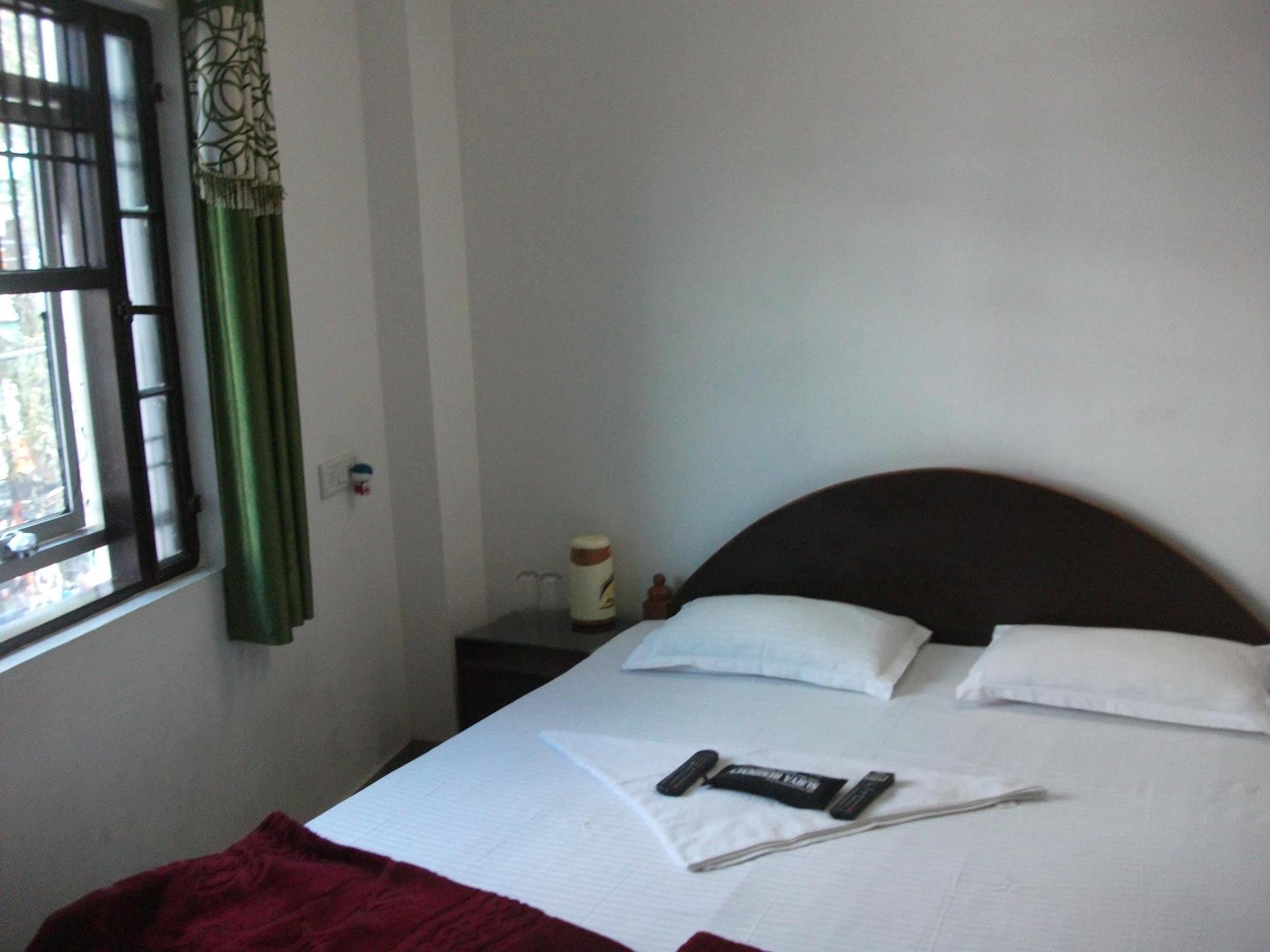 Surya Residency Paying Guest House Bénarès Extérieur photo